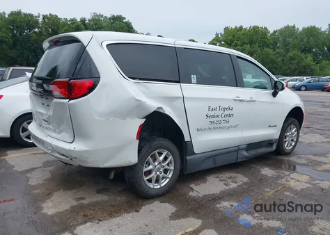 2023 Chrysler Voyager Lx из США, поврежденный, VIN 2C4RC1CG8PR564976